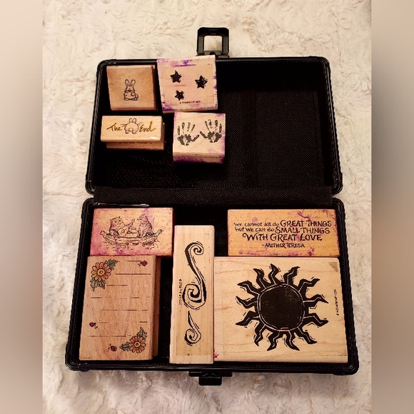 Lot of 10 stamps stampers, and sturdy pencil box - Picture 7 of 10